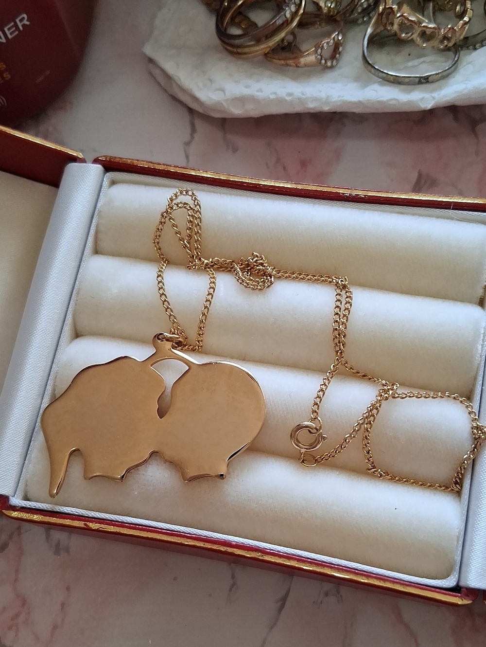 Source Unknown Gold Double-Heart Pendant Necklace